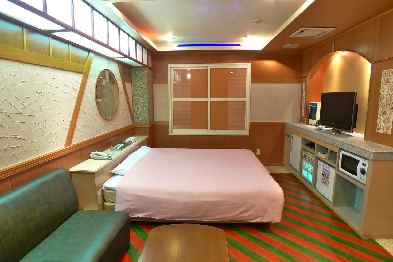 Resort Inn Golf Gotemba (Adults Only) Εξωτερικό φωτογραφία